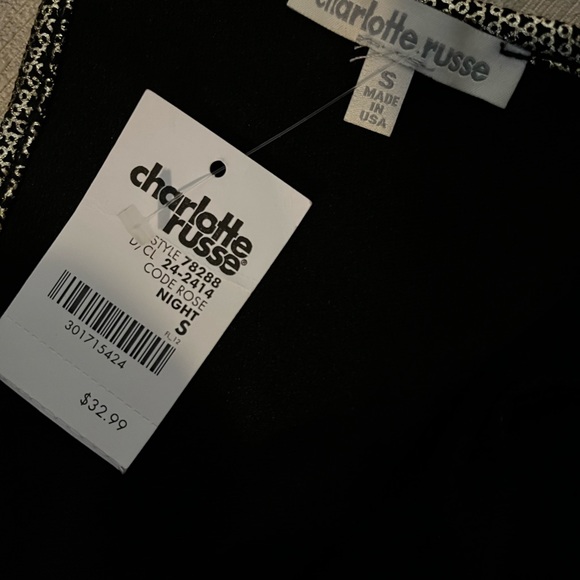 ✨ Charlotte Russe Black & Gold Polyester/Spandex Long Sleeve Dress NWT - Picture 6 of 6